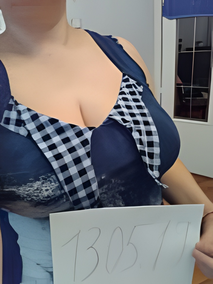 Полина привлекальеная девушка из Благовещенска цена от 3000 руб