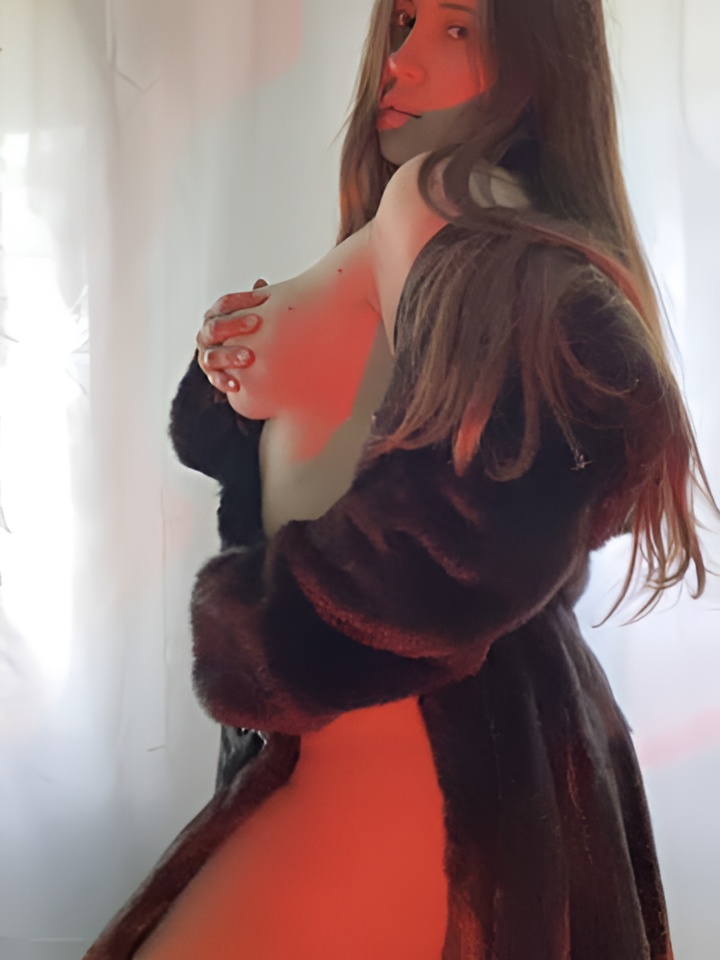 Роксана привлекальеная девушка из Благовещенска цена от 10000 руб