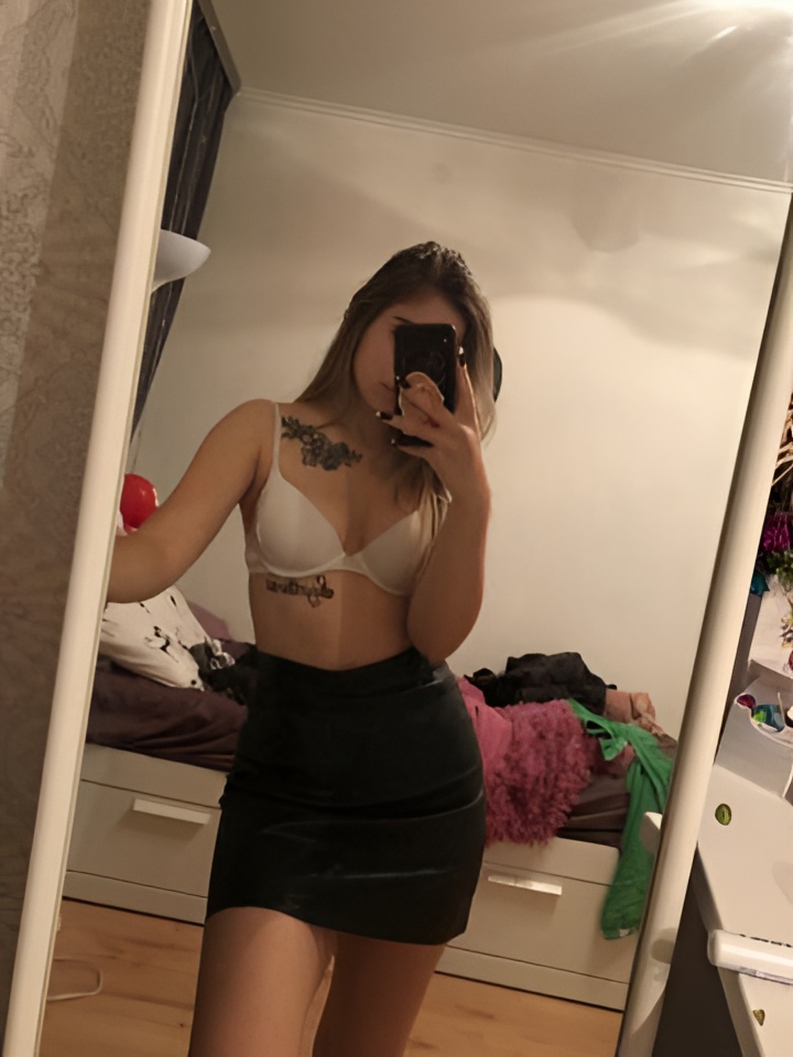 Индивидуалка София, доступна для личного знакомства от 1500 руб