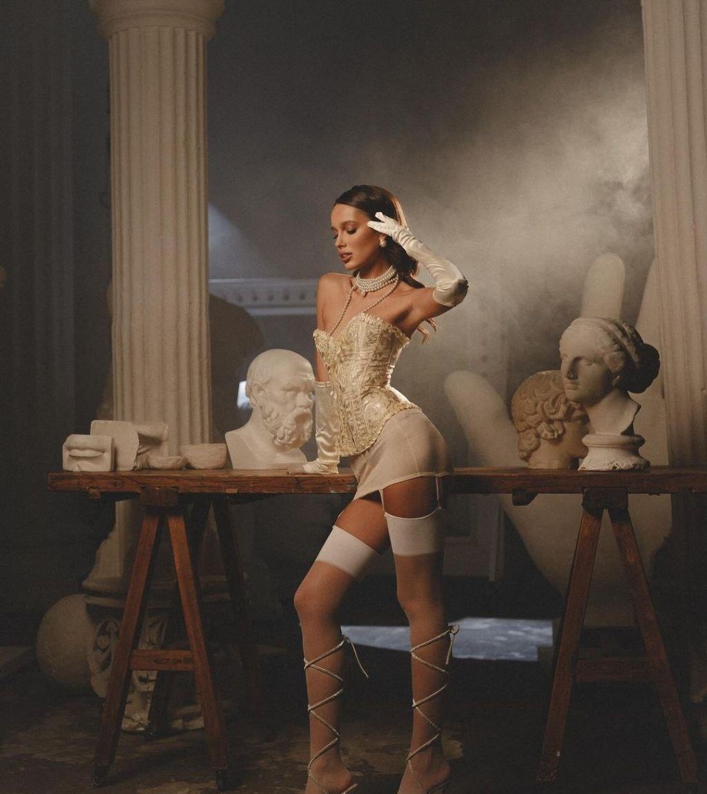 Анюта привлекальеная девушка из Благовещенска цена от 7000 руб