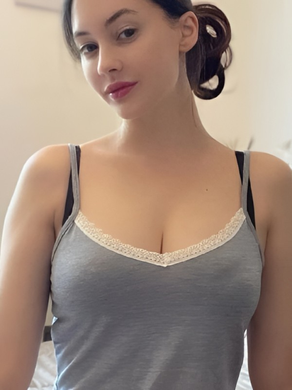 Эсмеральда привлекательная девушка из Благовещенска цена от 2000 руб