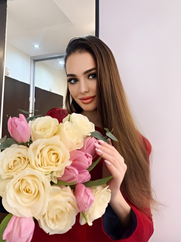 Илона привлекательная девушка из Благовещенска цена от 4000 руб