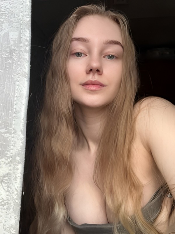 Лиза привлекательная девушка из Благовещенска цена от 10000 руб