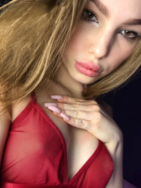 Ольга привлекательная девушка из Благовещенска цена от 3000 руб