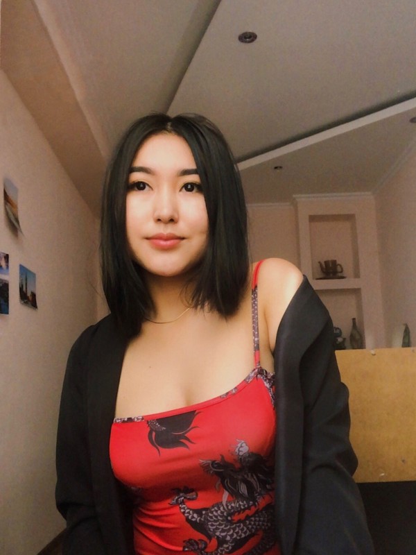 Неля привлекательная девушка из Благовещенска цена от 3000 руб