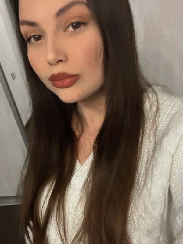 Аленочка привлекательная девушка из Благовещенска цена от 3000 руб