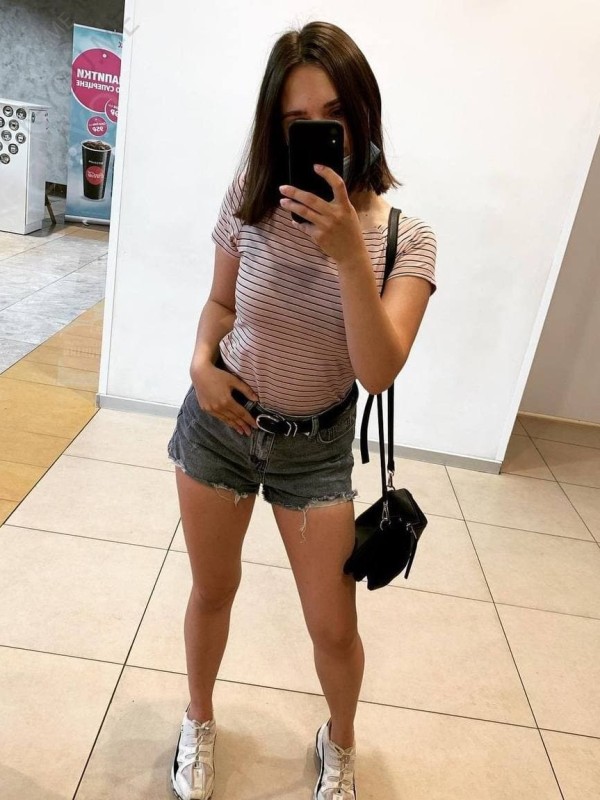 Лиза привлекательная девушка из Благовещенска цена от 3000 руб