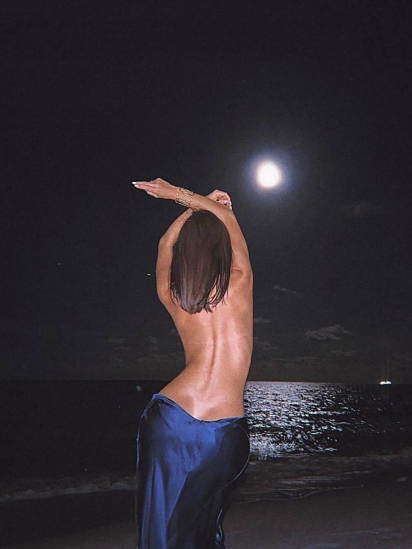 Яночка привлекательная девушка из Благовещенска цена от 4000 руб